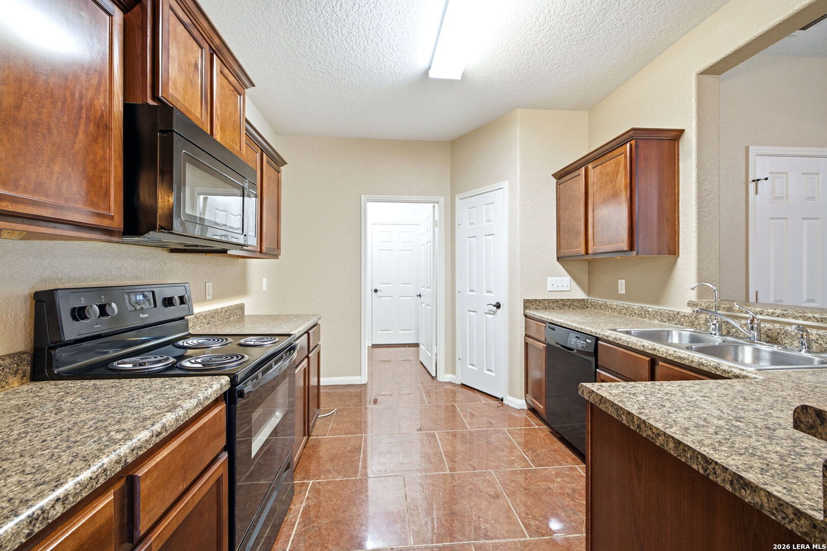 3915 Southern Sky San Antonio TX 78222