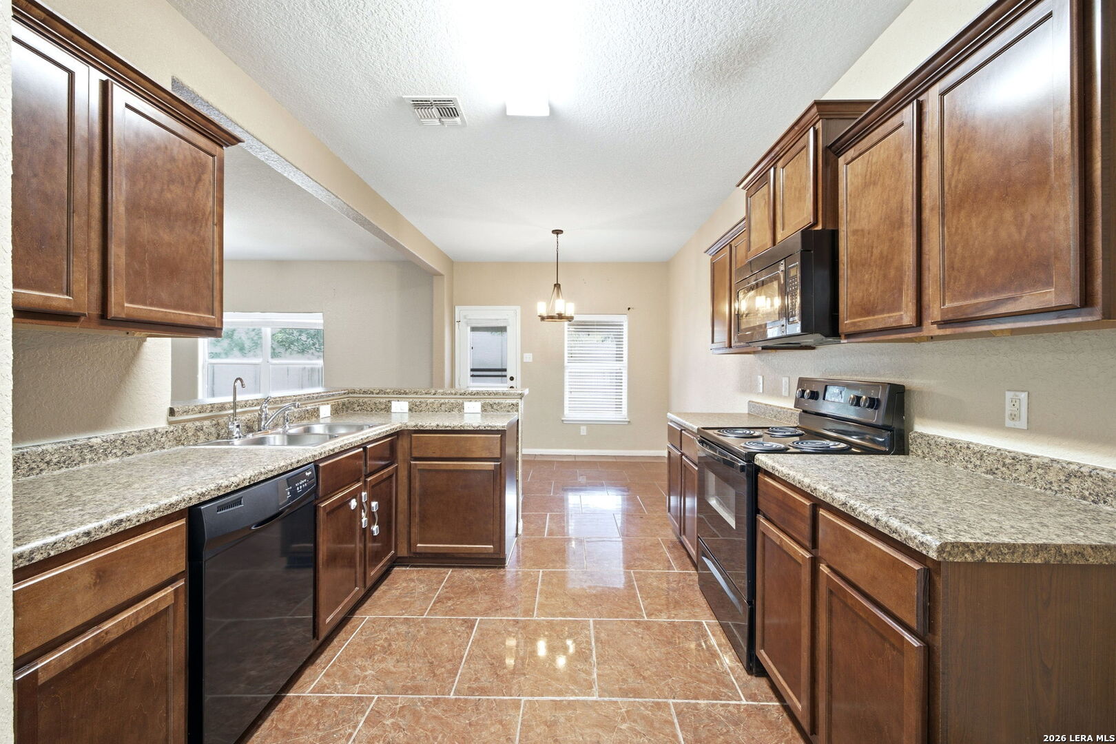 3915 Southern Sky San Antonio TX 78222