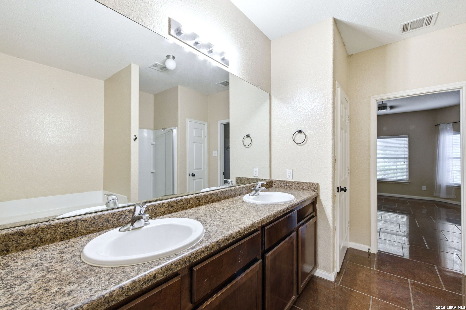 3915 Southern Sky San Antonio TX 78222