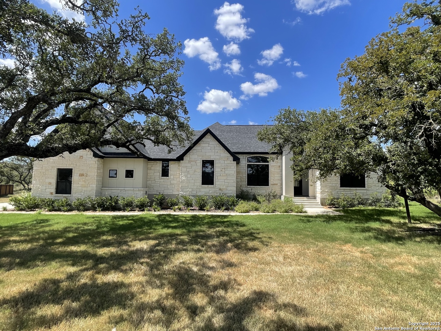 399 Bauer Lane Castroville TX 78009