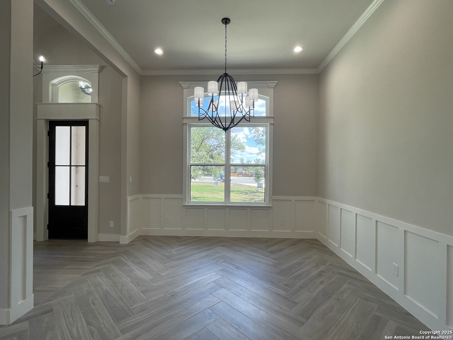 399 Bauer Lane Castroville TX 78009