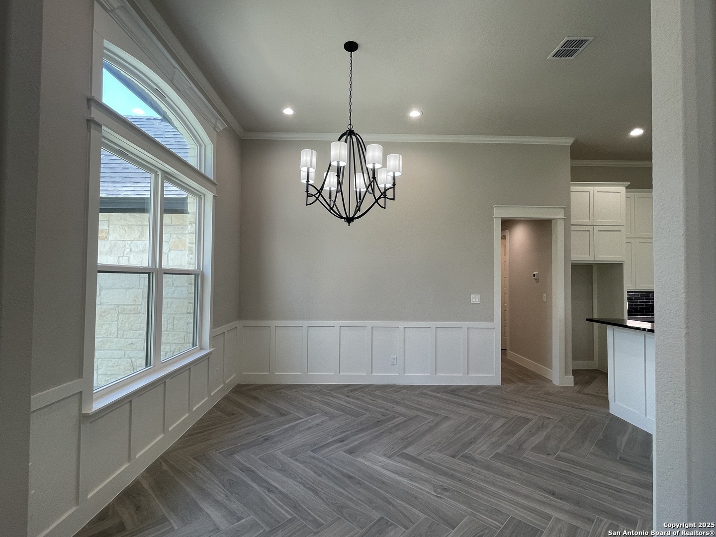 399 Bauer Lane Castroville TX 78009