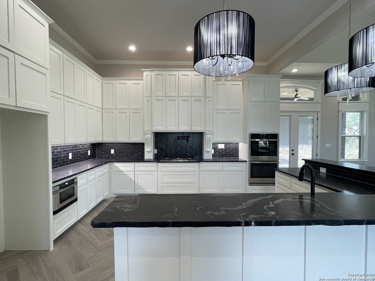 399 Bauer Lane Castroville TX 78009