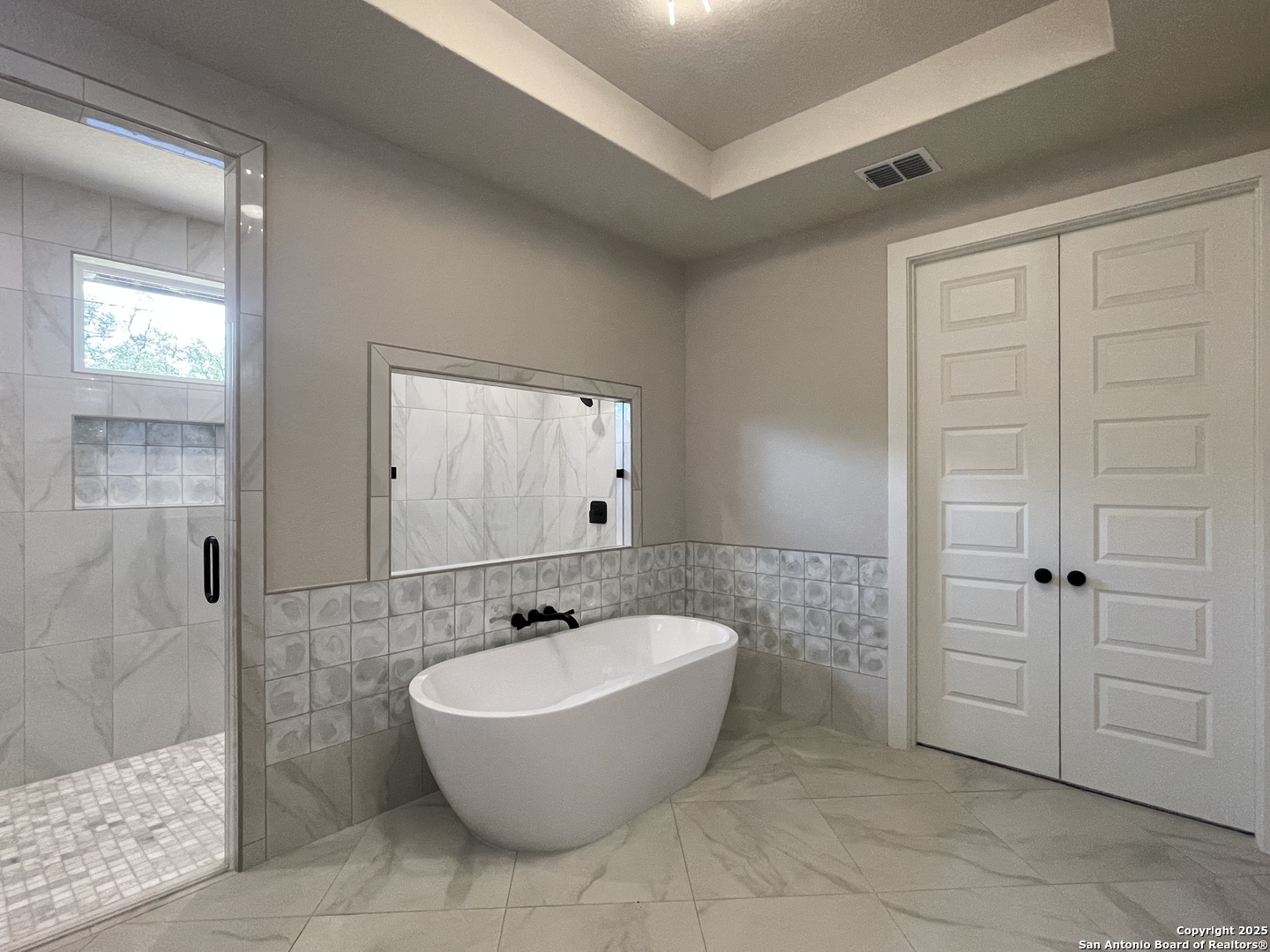 399 Bauer Lane Castroville TX 78009