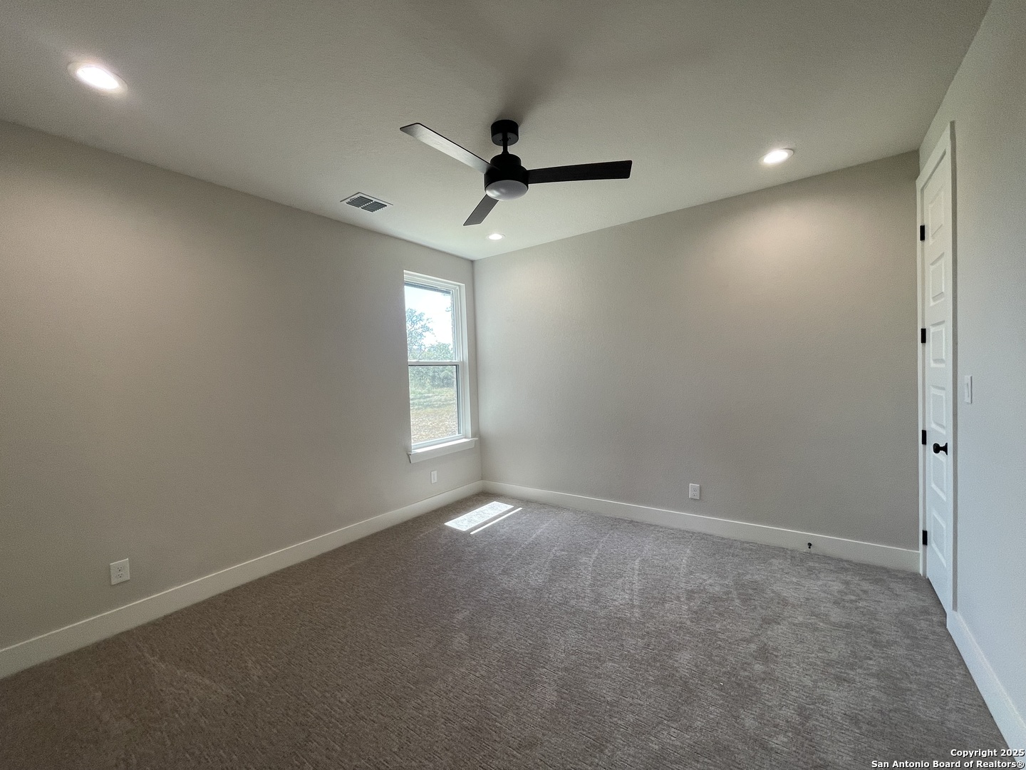 399 Bauer Lane Castroville TX 78009