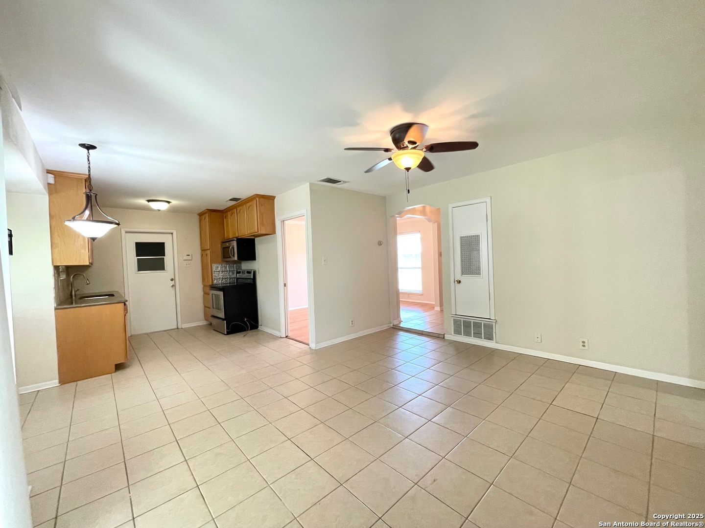 6714 Straw Flower Street Leon Valley TX 78238