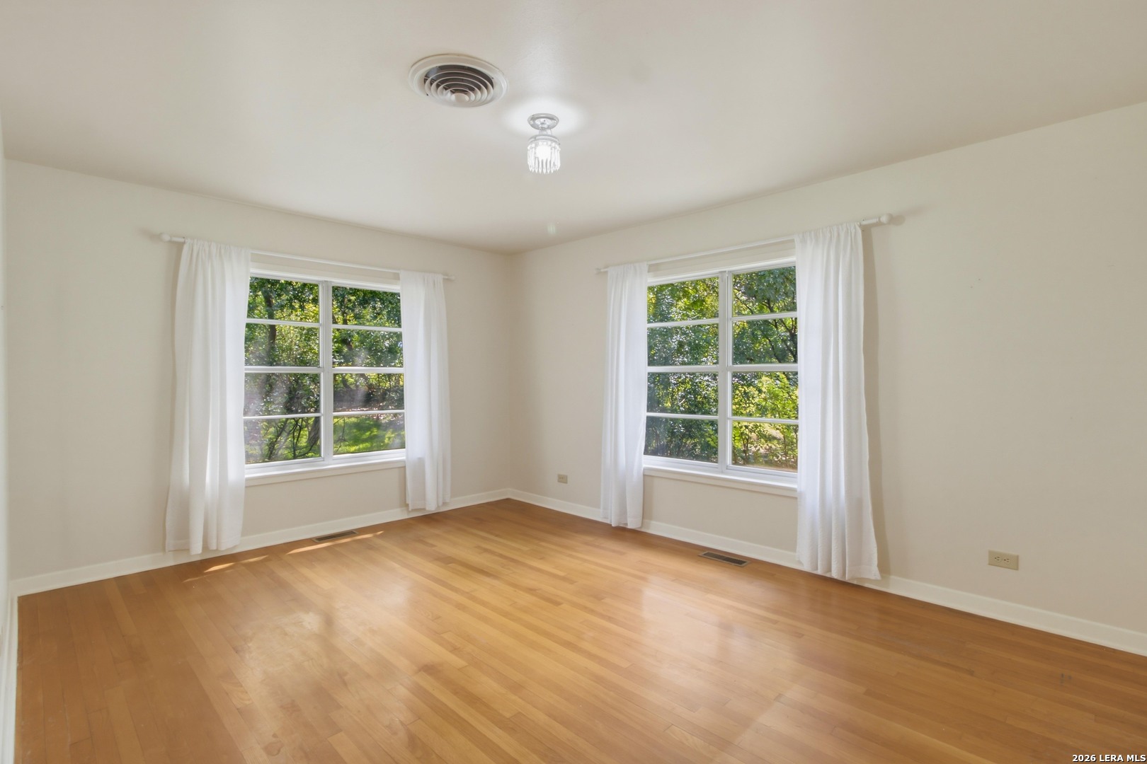 207 Canyon Drive Alamo Heights TX 78209
