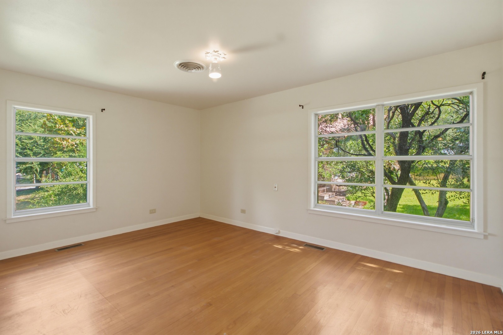 207 Canyon Drive Alamo Heights TX 78209