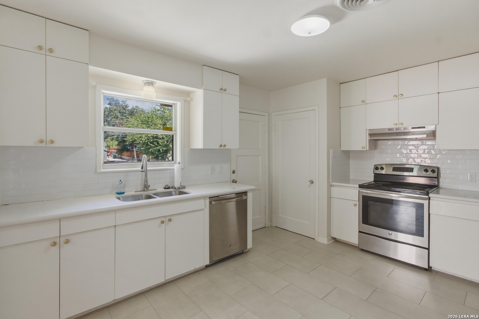 207 Canyon Drive Alamo Heights TX 78209