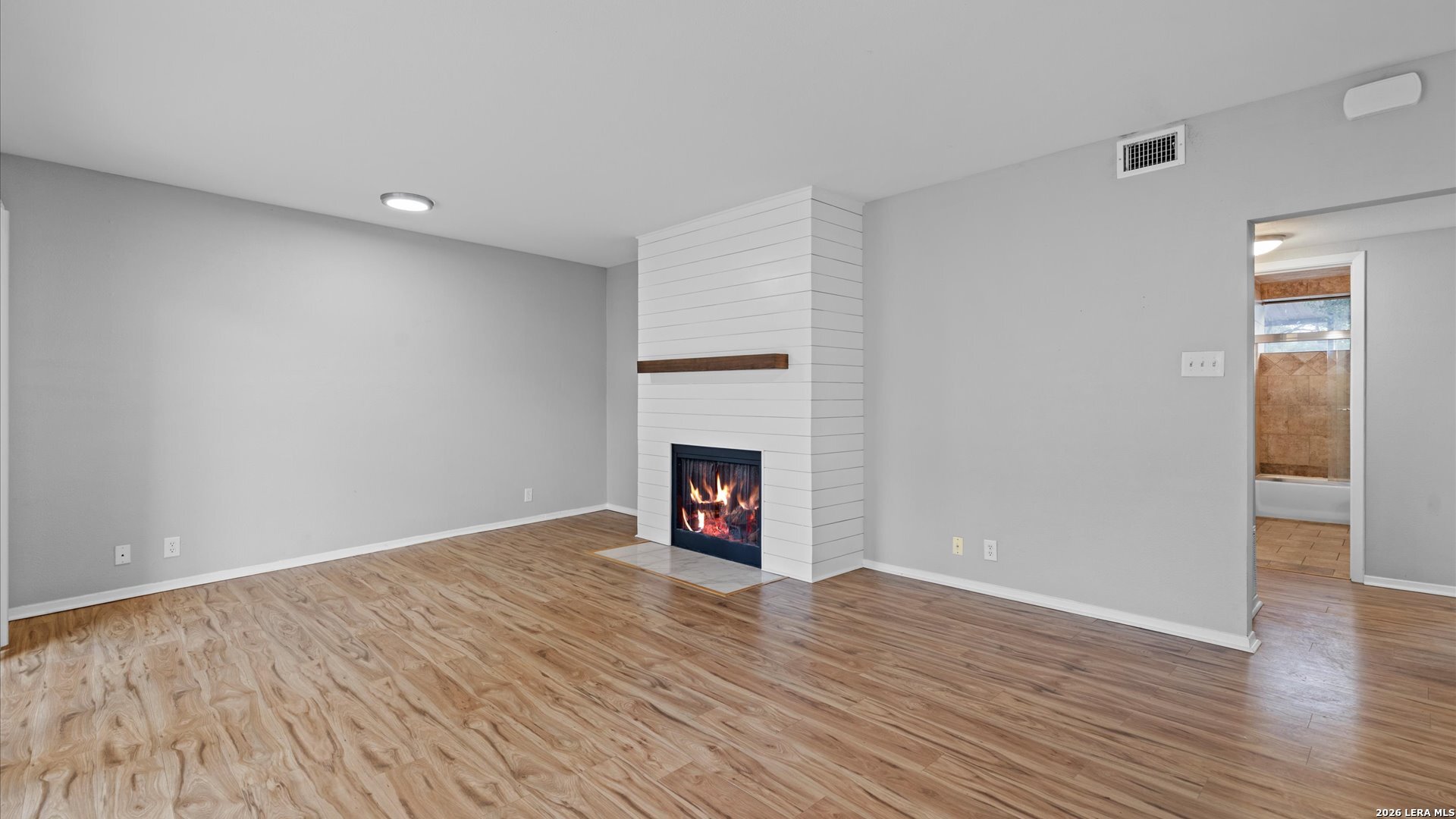 8642 Fredericksburg San Antonio TX 78240