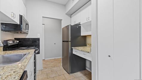8642 Fredericksburg San Antonio TX 78240