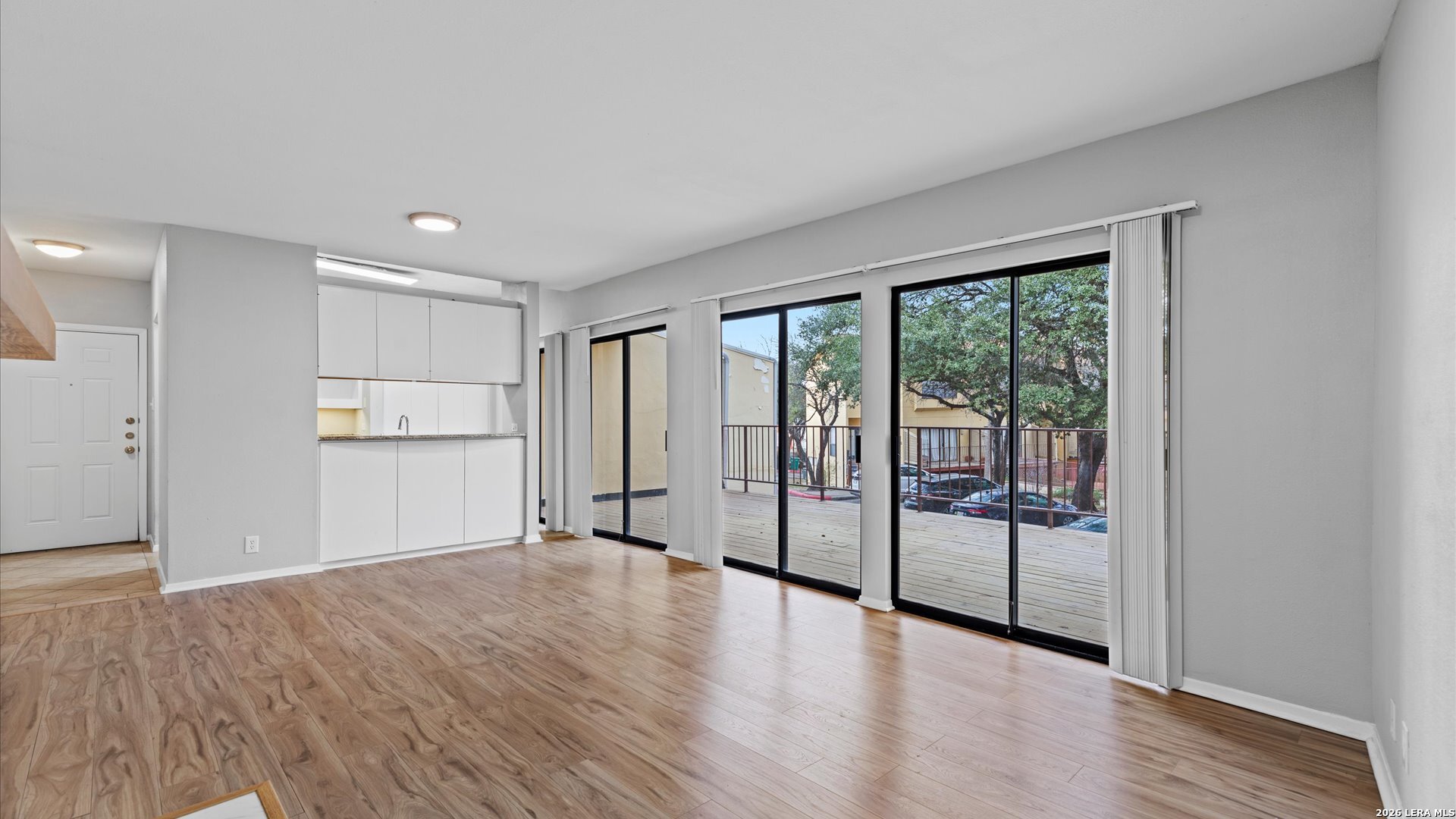 8642 Fredericksburg San Antonio TX 78240