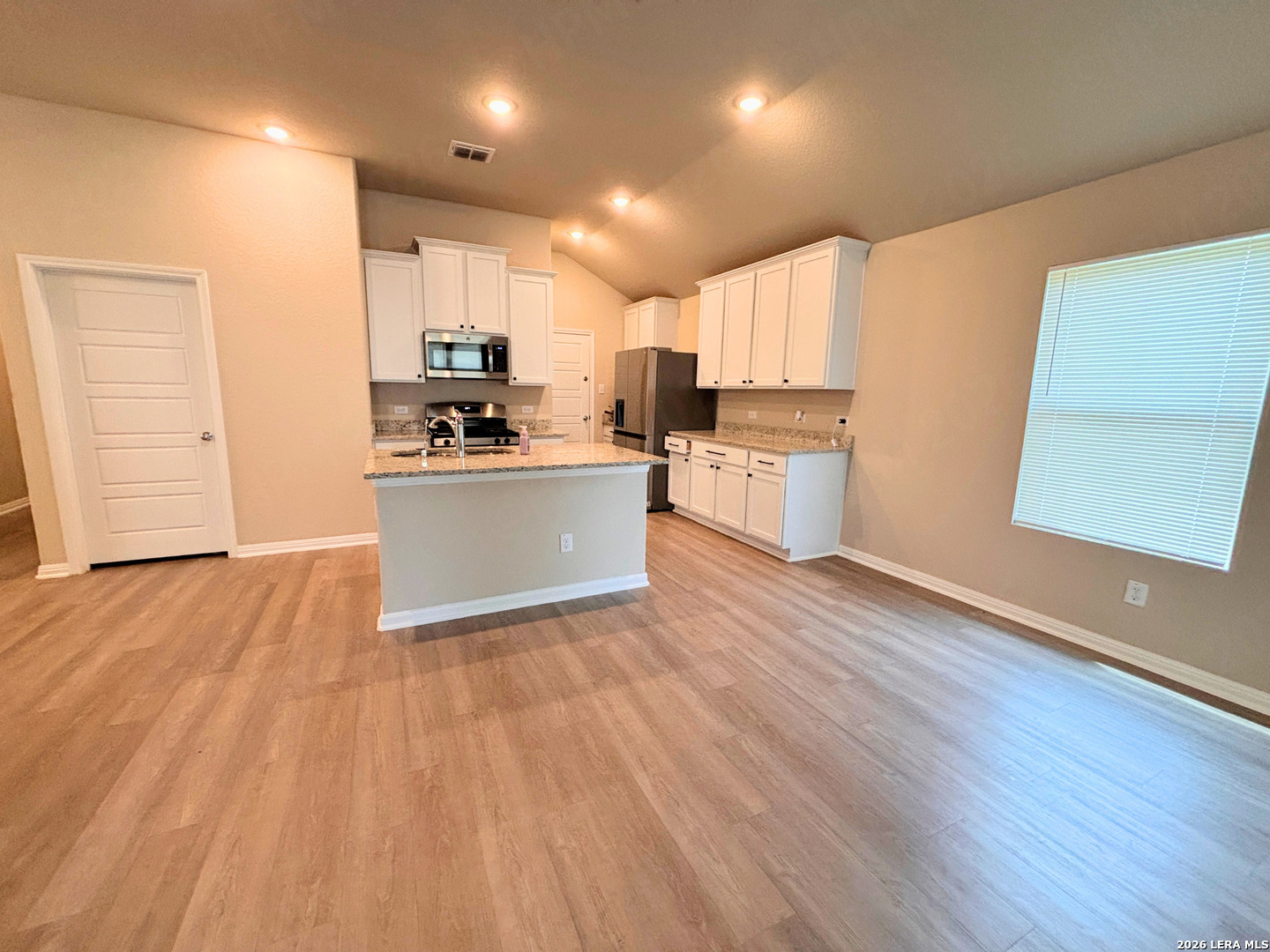 6851 Titan Park Converse TX 78109