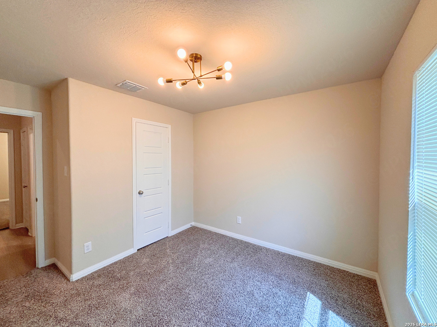 6851 Titan Park Converse TX 78109