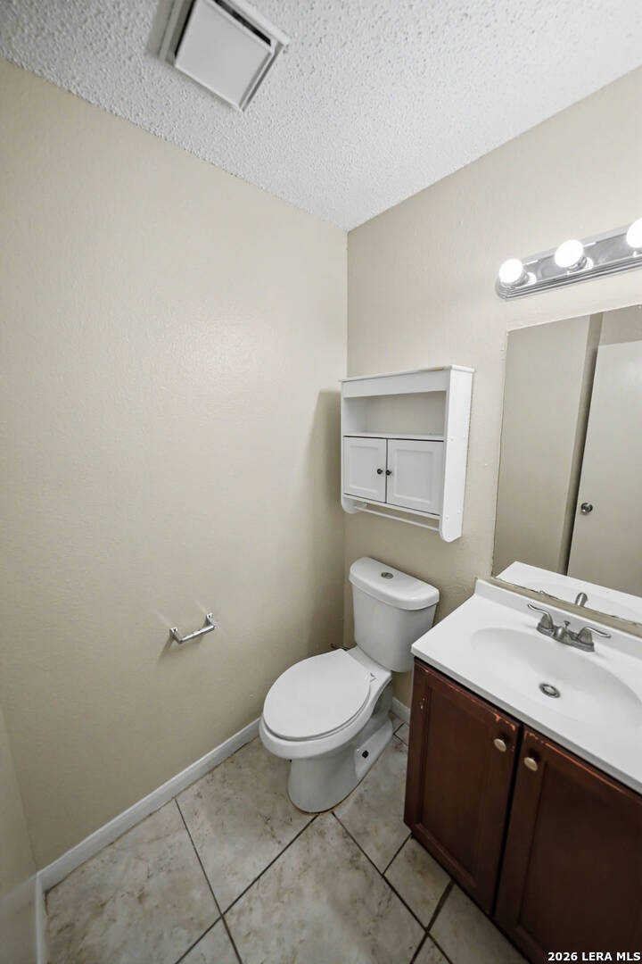 5216 Meadow Field San Antonio TX 78250
