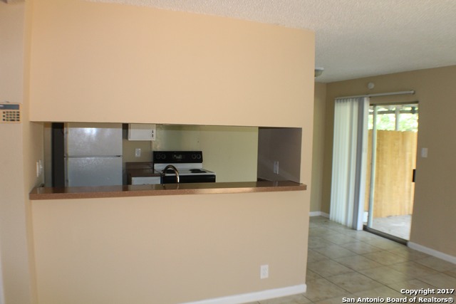 5216 Meadow Field San Antonio TX 78250