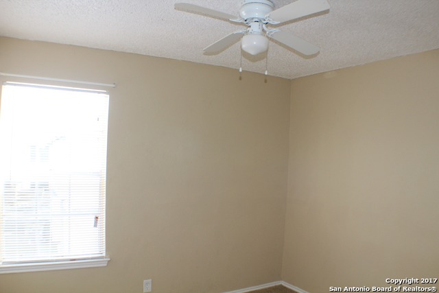 5216 Meadow Field San Antonio TX 78250