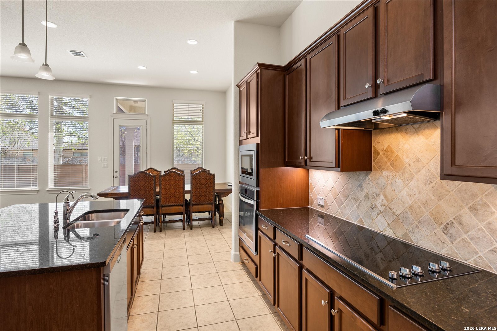 30080 Cibolo Meadow Fair Oaks Ranch TX 78015