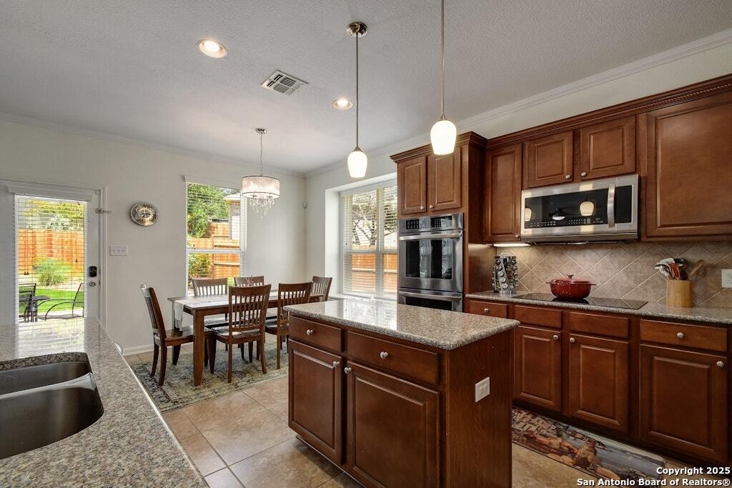20510 Ashmont San Antonio TX 78258