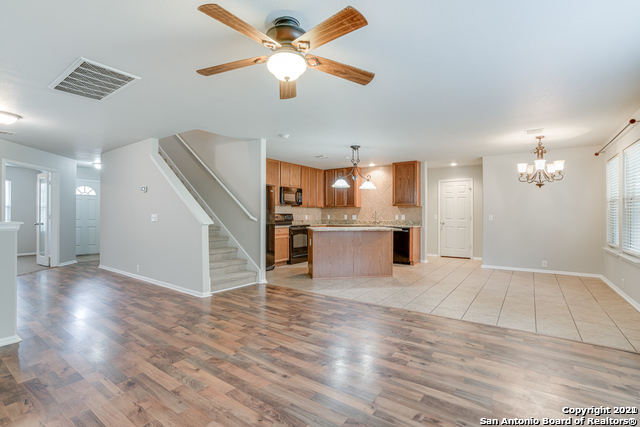 3735 Sumantra Cliff San Antonio TX 78261