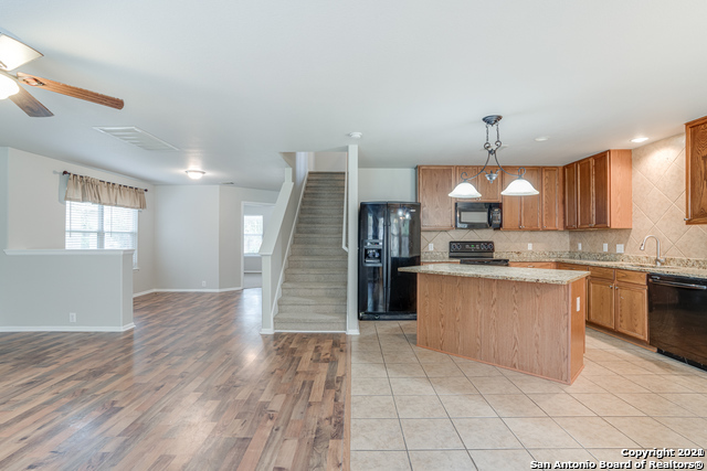 3735 Sumantra Cliff San Antonio TX 78261