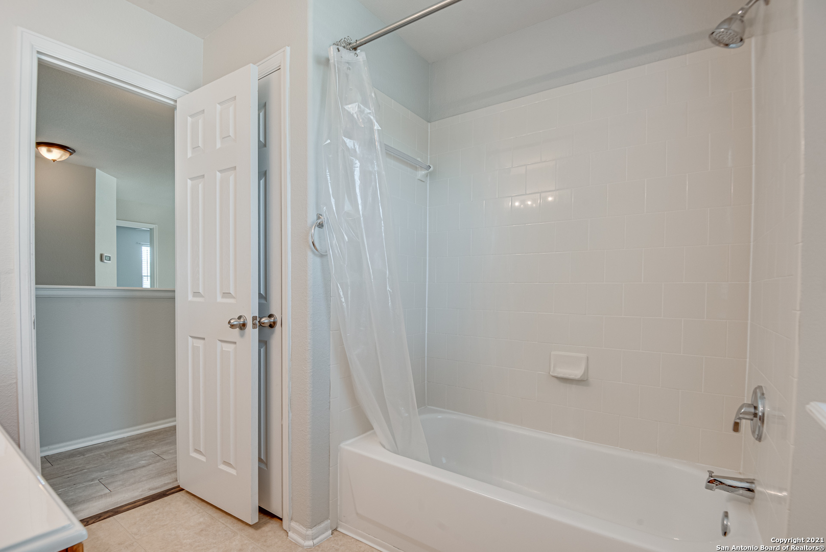 3735 Sumantra Cliff San Antonio TX 78261