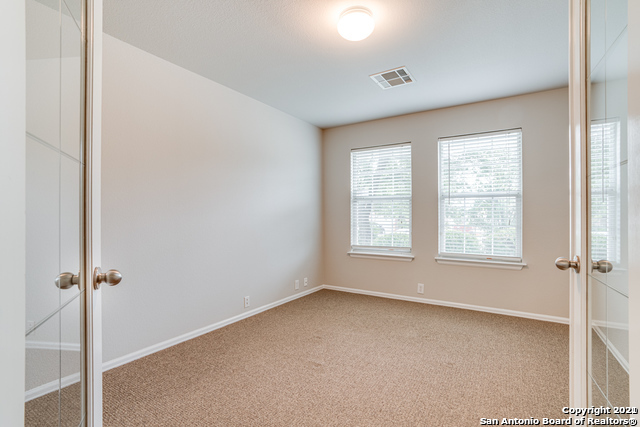 3735 Sumantra Cliff San Antonio TX 78261