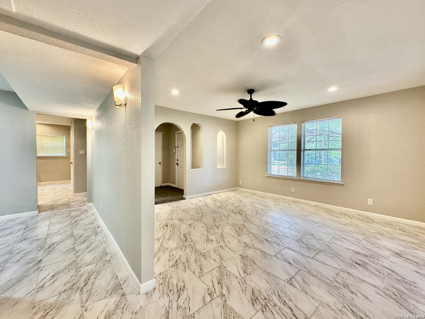 214 Basswood Drive San Antonio TX 78213