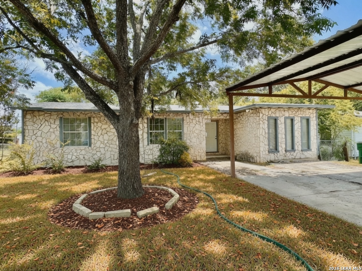 214 Basswood Drive San Antonio TX 78213