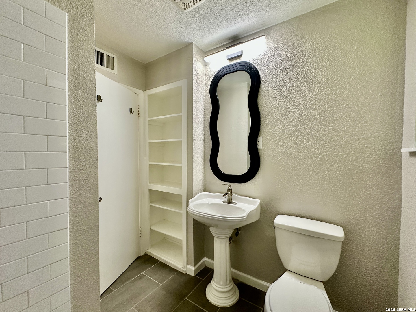 214 Basswood Drive San Antonio TX 78213