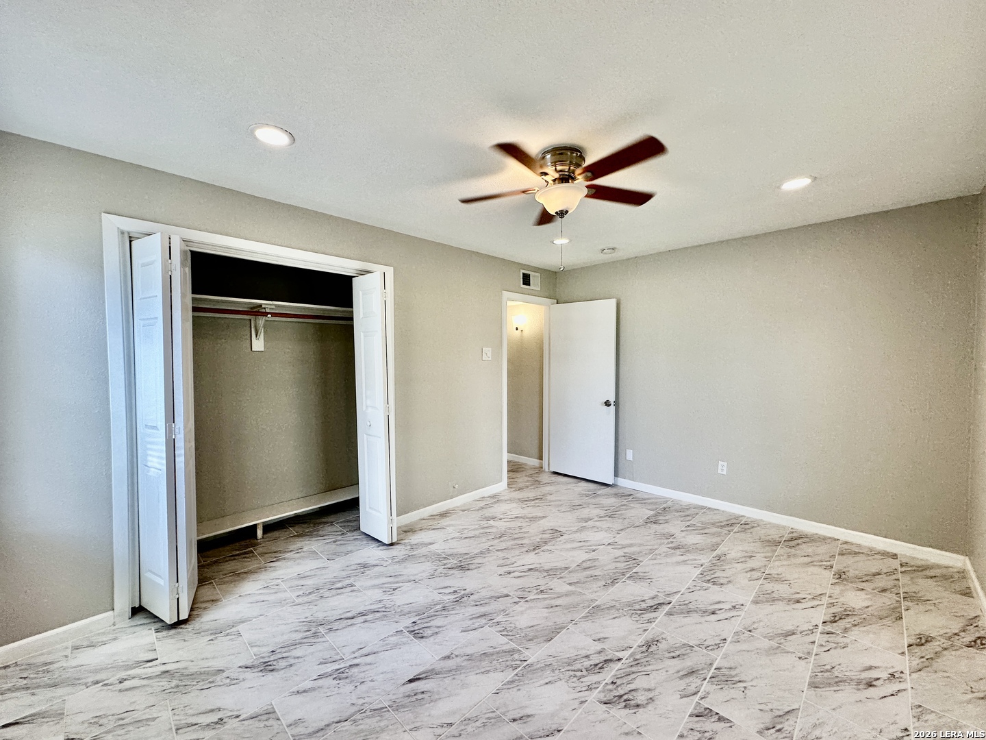 214 Basswood Drive San Antonio TX 78213