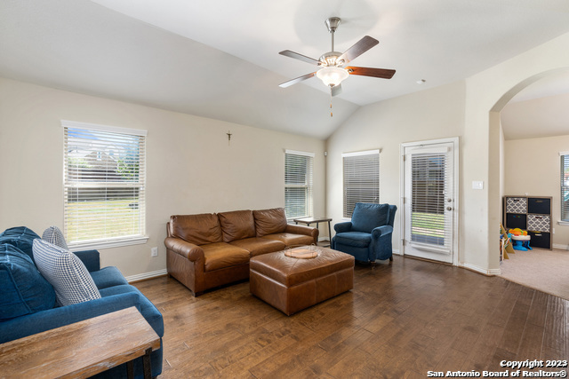 5303 Azalea Fern San Antonio TX 78253