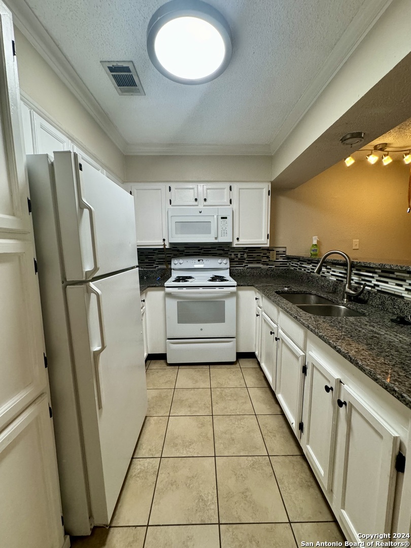 10527 Perrin Beitel Road San Antonio TX 78217