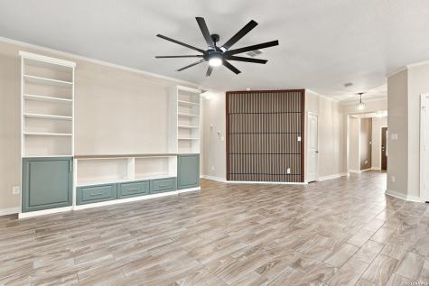 5122 Blue Ivy Bulverde TX 78163