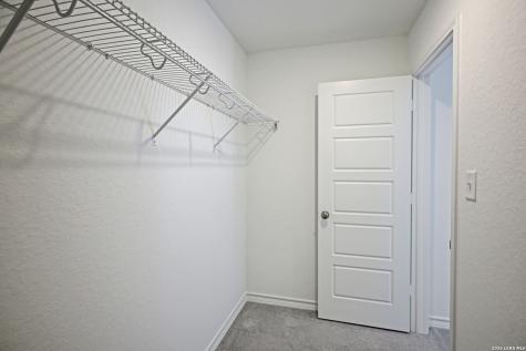 946 Bluegrass Point New Braunfels TX 78130