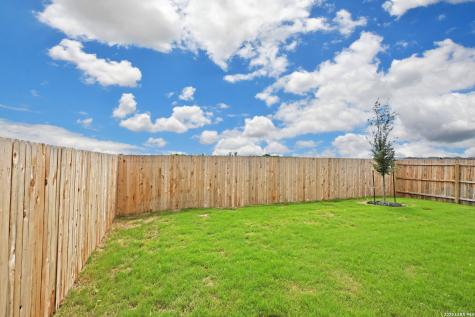 946 Bluegrass Point New Braunfels TX 78130