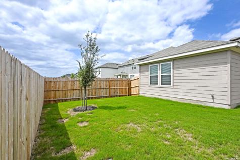 946 Bluegrass Point New Braunfels TX 78130