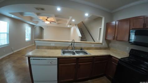 5010 Summit Wood San Antonio TX 78229