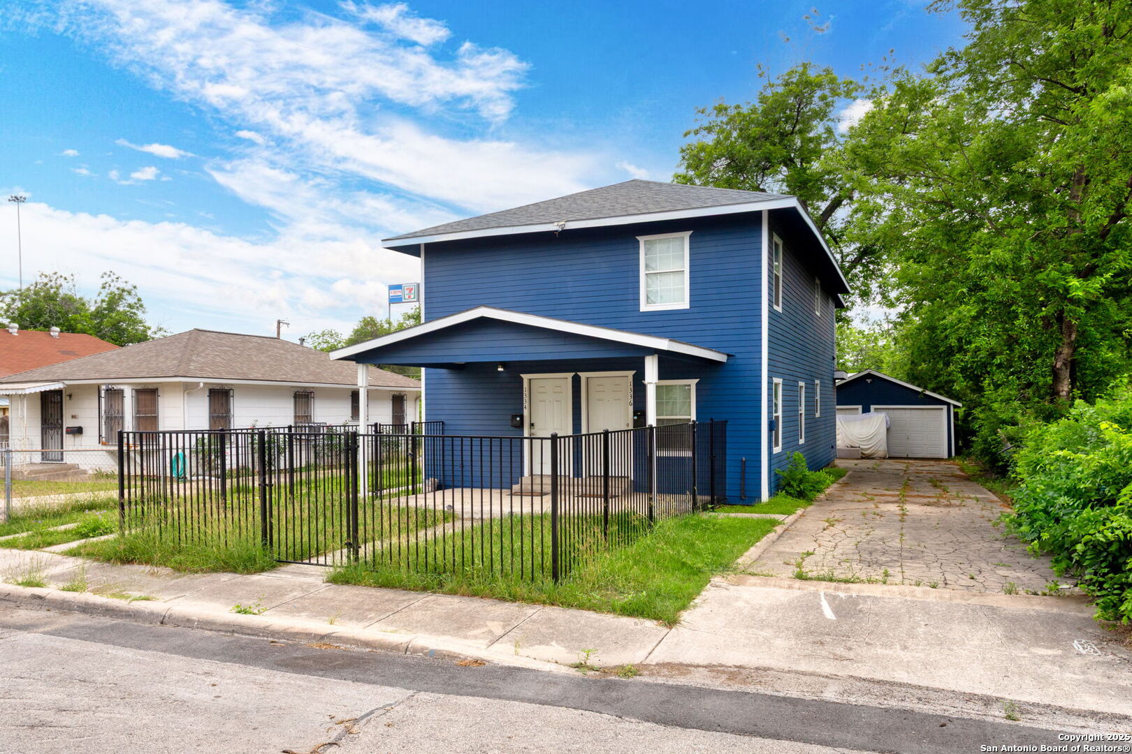 1336 W Ridgewood San Antonio TX 78201