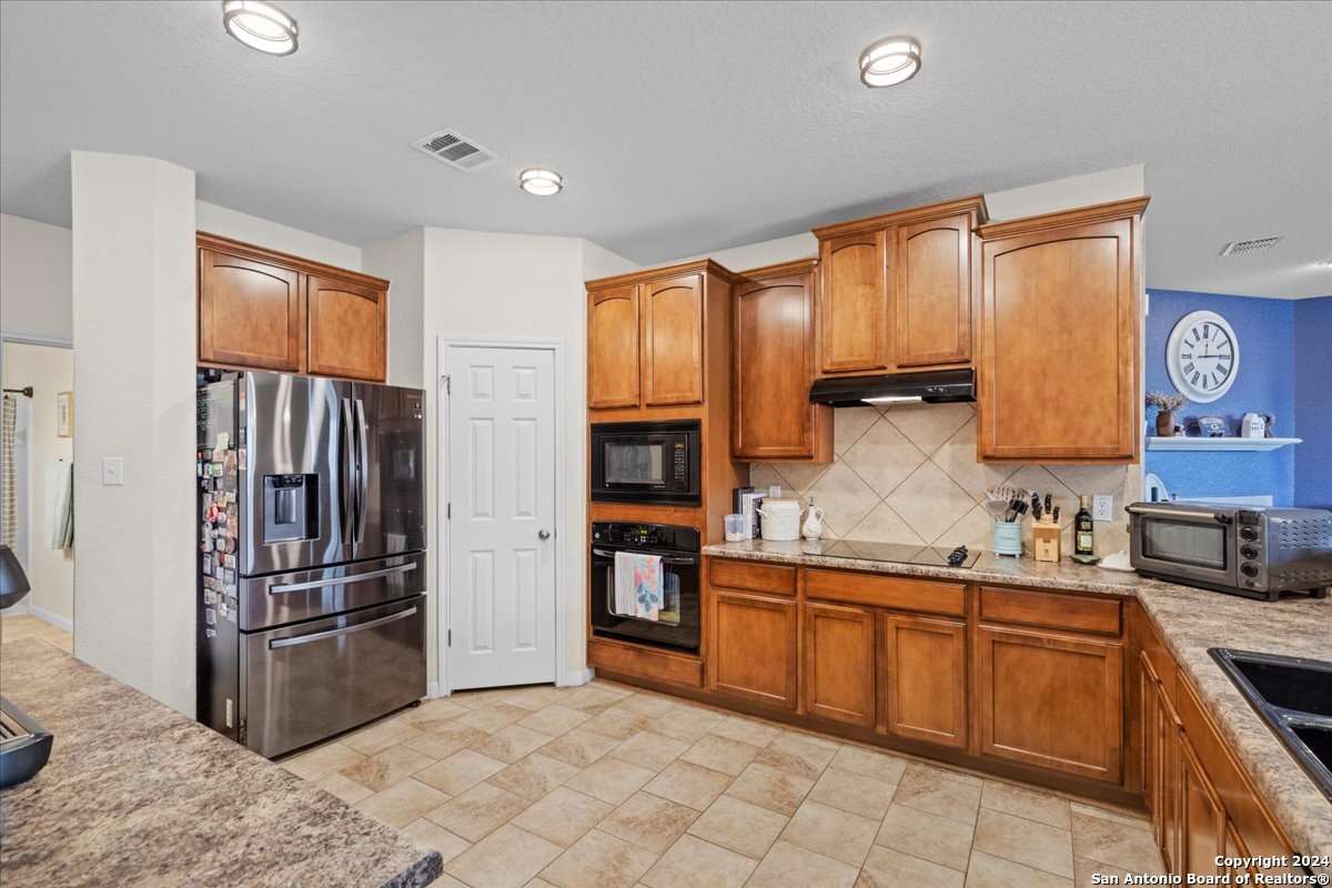 1301 Magellan Windcrest TX 78239
