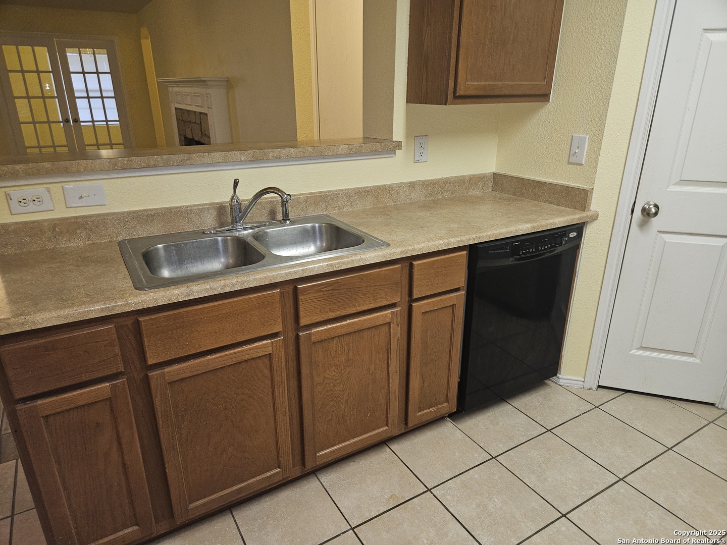 204 N Willow Way Cibolo TX 78108