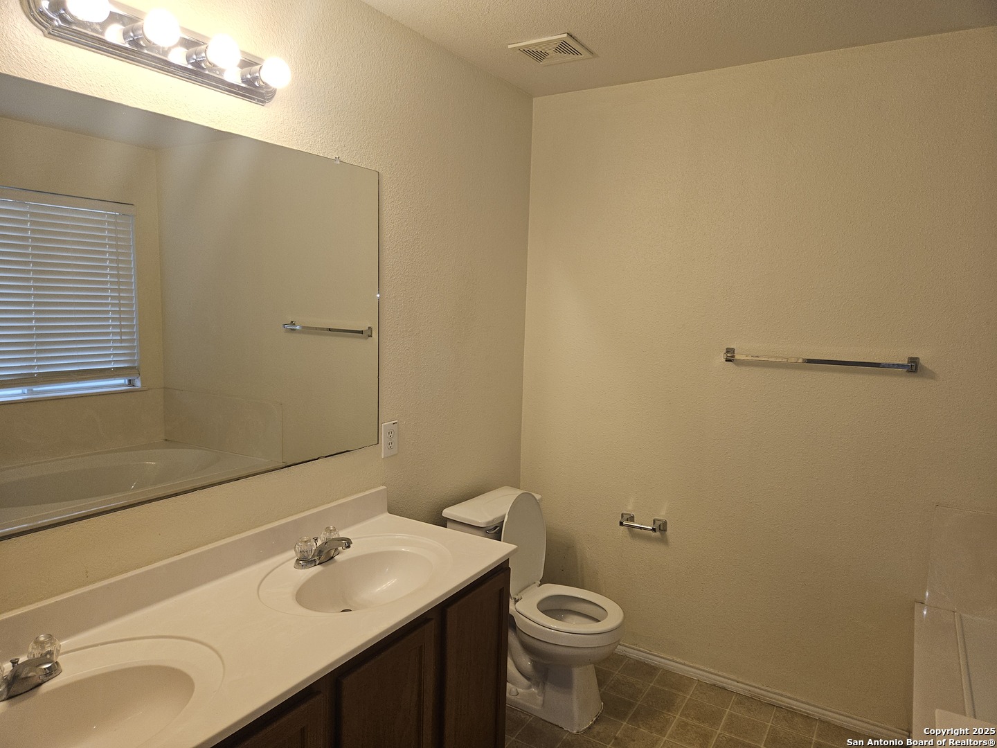 204 N Willow Way Cibolo TX 78108