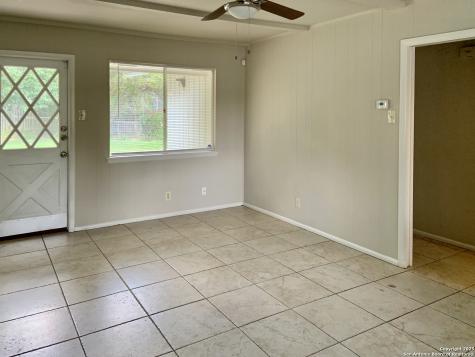 5711 Gillis San Antonio TX 78240