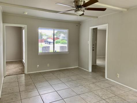 5711 Gillis San Antonio TX 78240