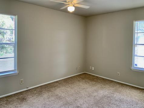 5711 Gillis San Antonio TX 78240