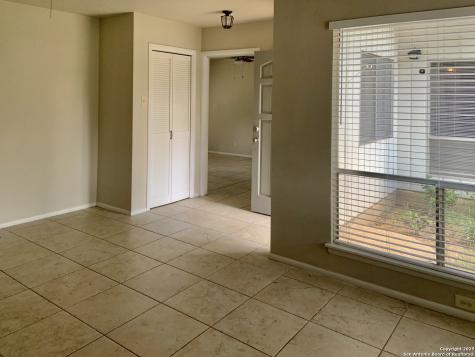 5711 Gillis San Antonio TX 78240
