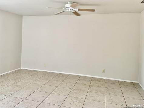 5711 Gillis San Antonio TX 78240