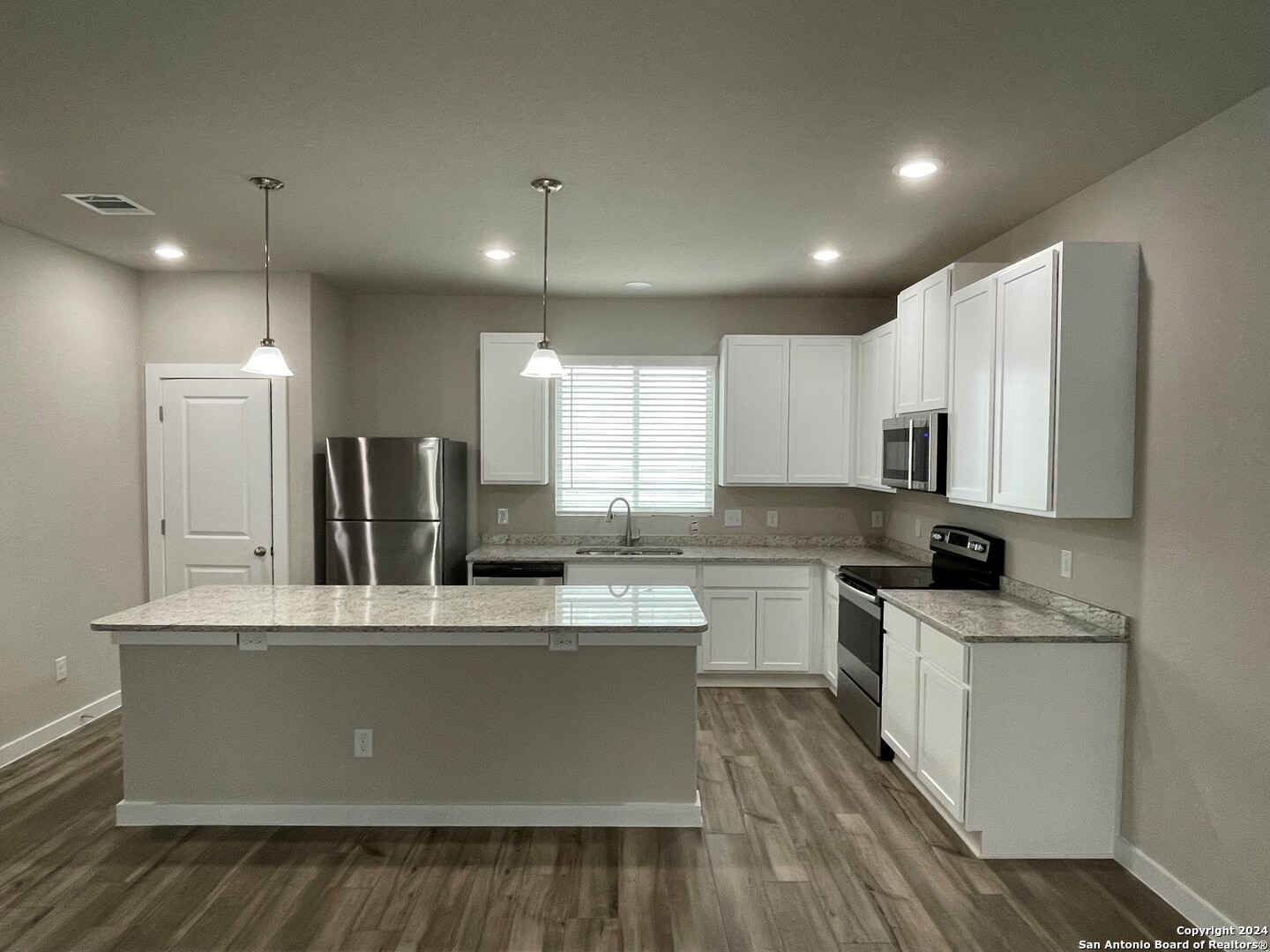 21518 James Charles San Antonio TX 78255
