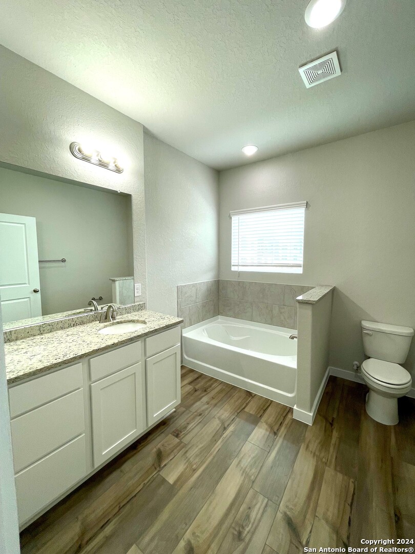 21518 James Charles San Antonio TX 78255