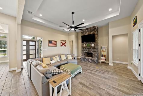132 Ash Parkway La Vernia TX 78121